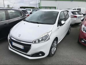 Peugeot 208 STYLE 1,6L BLUEHDI 75 BVM5 5 PTES  Occasion