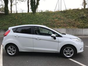 FORD Fiesta 1.6 TDCi 95 FAP Techno Edition