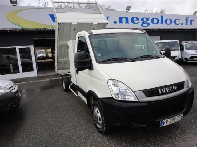 Iveco Daily 35C12 BENNE COFFRE ATTELAGE CLIMATISATION ROUES