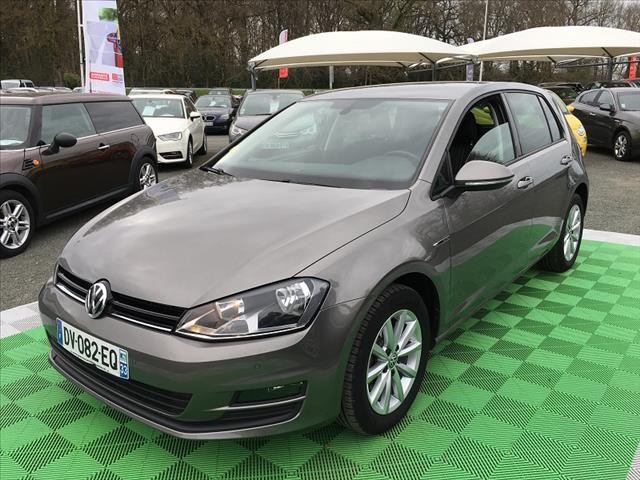 Volkswagen Golf vii 1.6 TDI 110CH LOUNGE 5P GPS CAMERA 