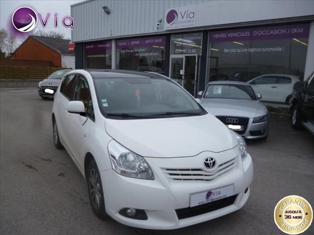 Toyota Verso TOYOTA 2.0 D4D 125 SKYVIEW  Occasion