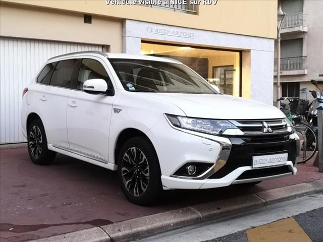 Mitsubishi Outlander 2.0 PHEV PLUS 4WD CVT BVA 