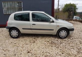 Renault Clio II 1.2i 60 RXE T.O d'occasion