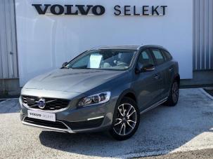 Volvo V60 Dch Summum Geartronic d'occasion