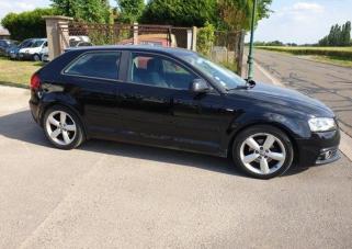 Audi A3 II (3) 1.6 TDI 105 AMBITION LUXE d'occasion