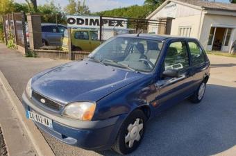 Ford Fiesta III (2) 1.3 AMBIENTE d'occasion