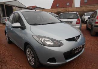 Mazda 2 1.4 MZ-CD ELEGANCE d'occasion