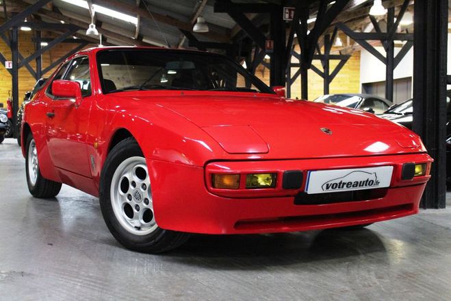 Porsche 944