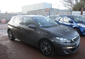 Peugeot 308 style 1.6 Blue hdi 120cv d'occasion