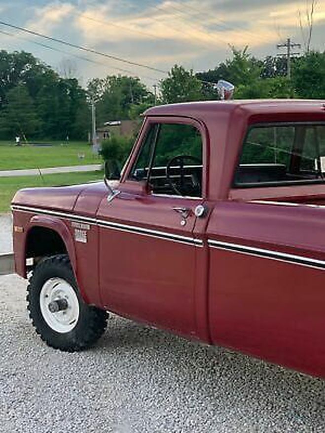 Dodge Power Wagon