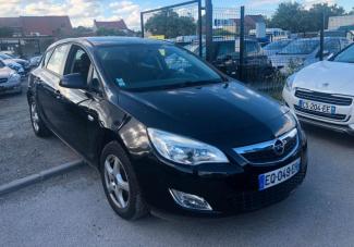 Opel Astra 1.4 Twinport 100 ch Essentia d'occasion