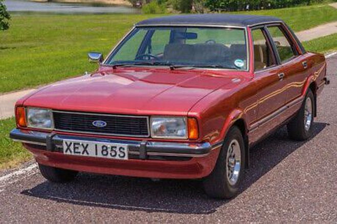 Ford Cortina