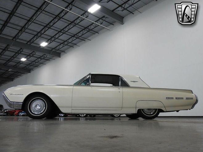 Ford Thunderbird