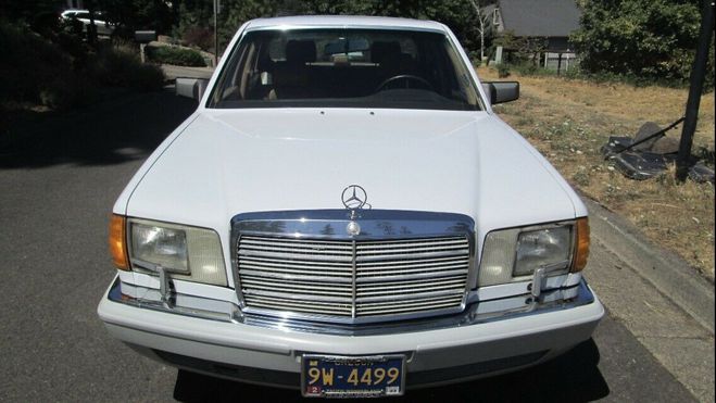 Mercedes 560