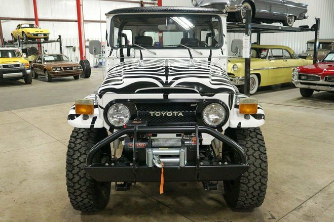 Toyota FJ 40