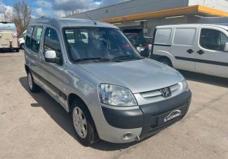 Peugeot Partner 1.6 essence 110cv d'occasion