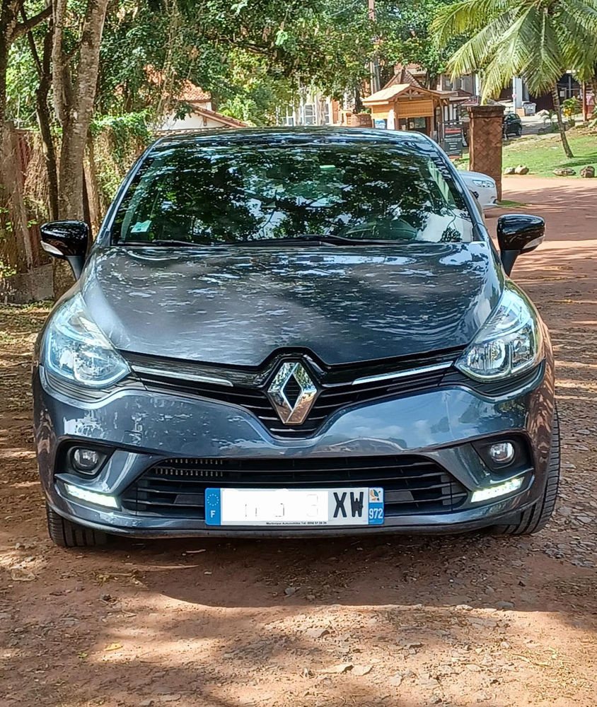 RENAULT Clio IV