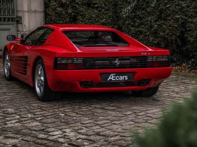 Ferrari 512