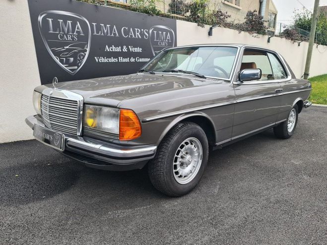 Mercedes 230