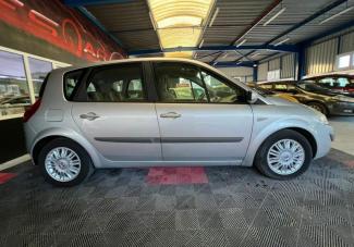 Renault Scenic 2 1.9 dCi 130cv d'occasion