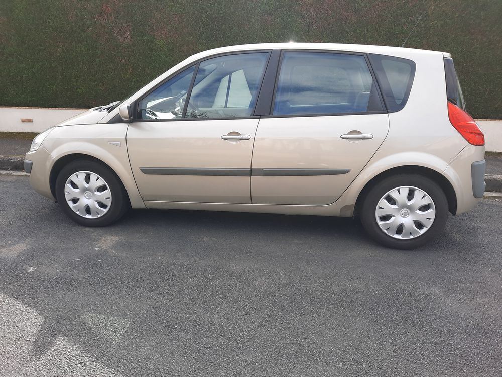 Renault Scenic 1.9 dCi 130 Expression