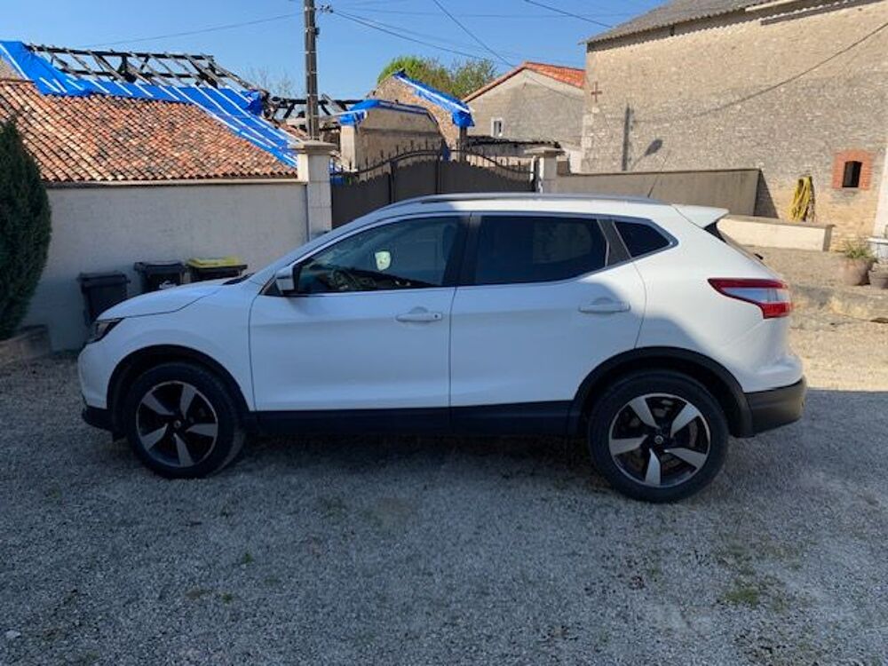 Nissan Qashqai 1.2 DIG-T 115 Stop/Start Connect Edition