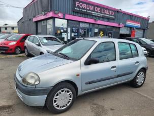 Renault Clio (2) 1.2 CHIPIE 4CV 5P DISTRIBUTION NEUVE