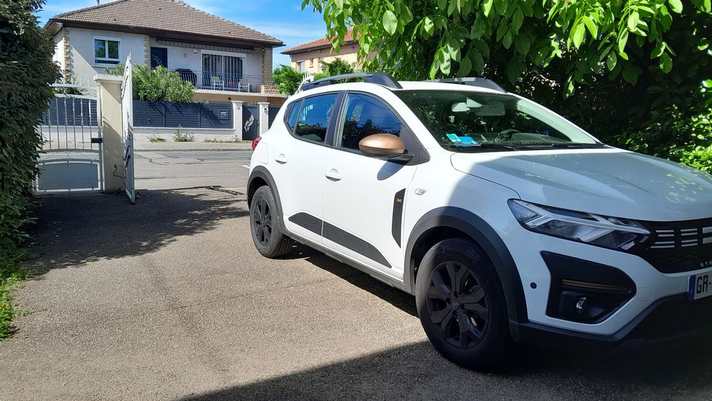 Dacia Sandero ECO-G 100 Stepway Extreme +